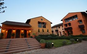 โรงแรมทอสกาน่า ลา คาเซ็ทต้า